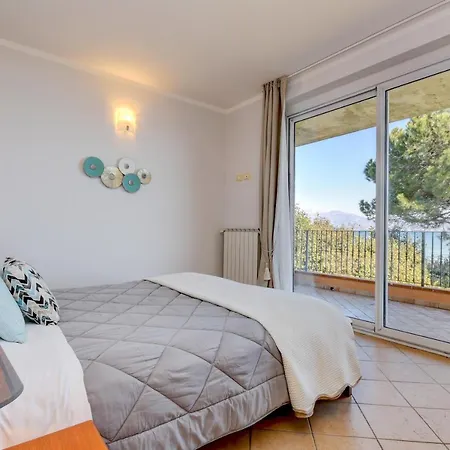 Casa Dei Pescatori Holiday home Sirmione